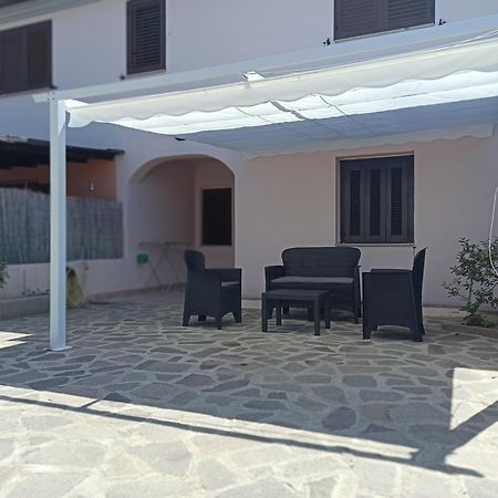 Vila Trilocale Dory A San Teodoro San Teodoro  Exteriér fotografie